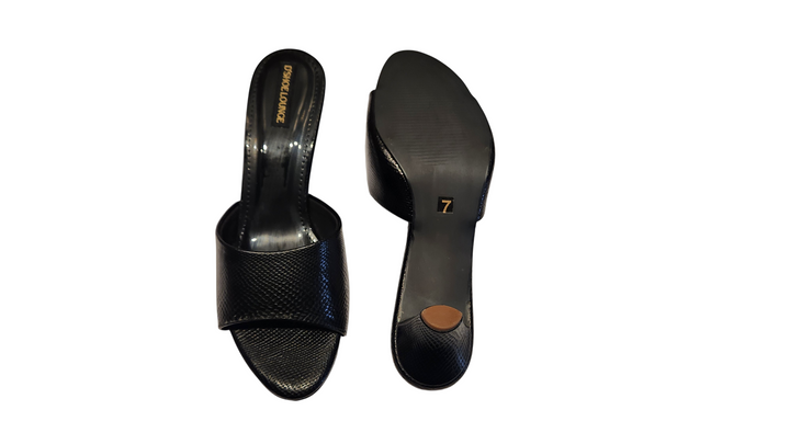 Women's Textured Slip-On Mule Heels