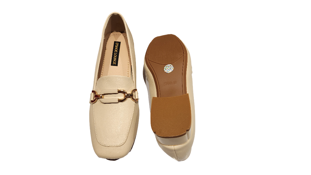 Classic Loafer Block Heel Pumps with Metal Chain Detail