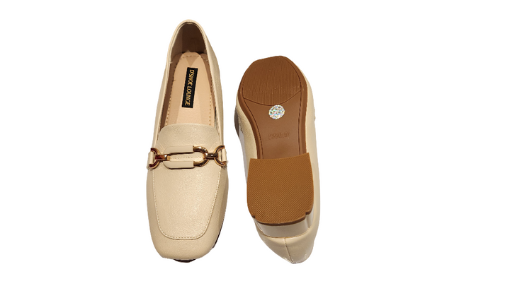 Classic Loafer Block Heel Pumps with Metal Chain Detail