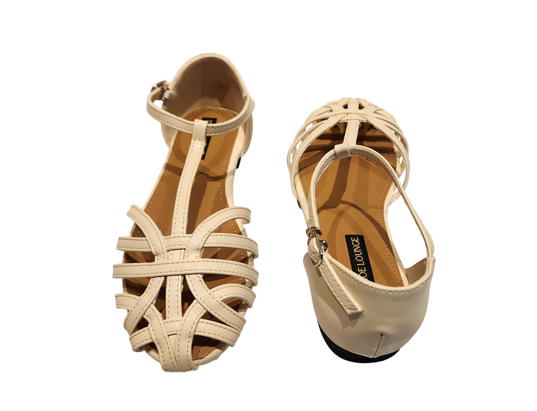 Elegant Strappy Flat Sandals with Adjustable Ankle Strap