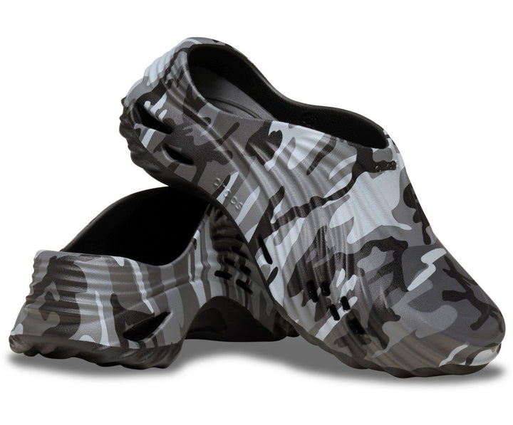 Echo Camo Wave Clog