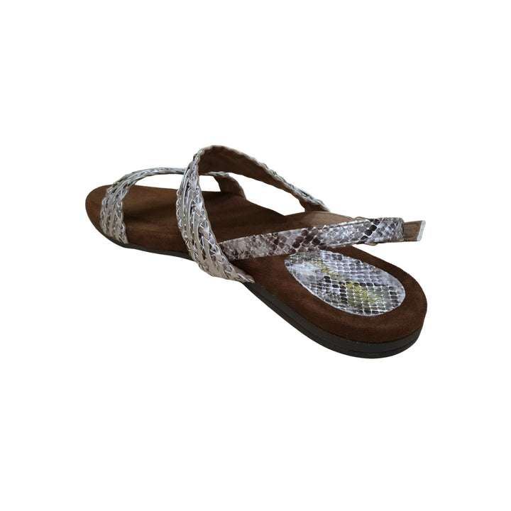 Hand-Finished Statement Flat