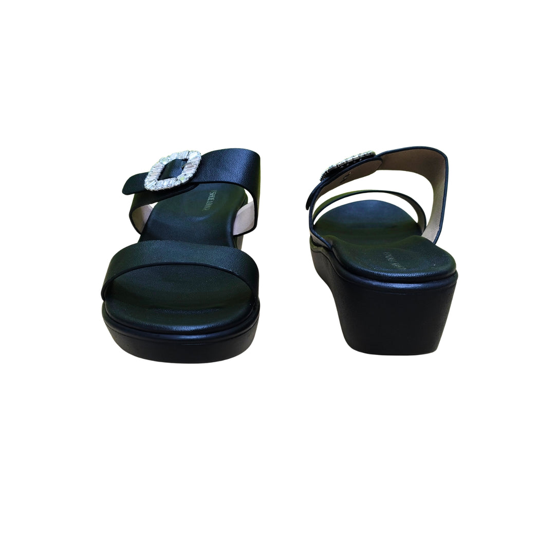 Crystal-Buckle Noir Wedge