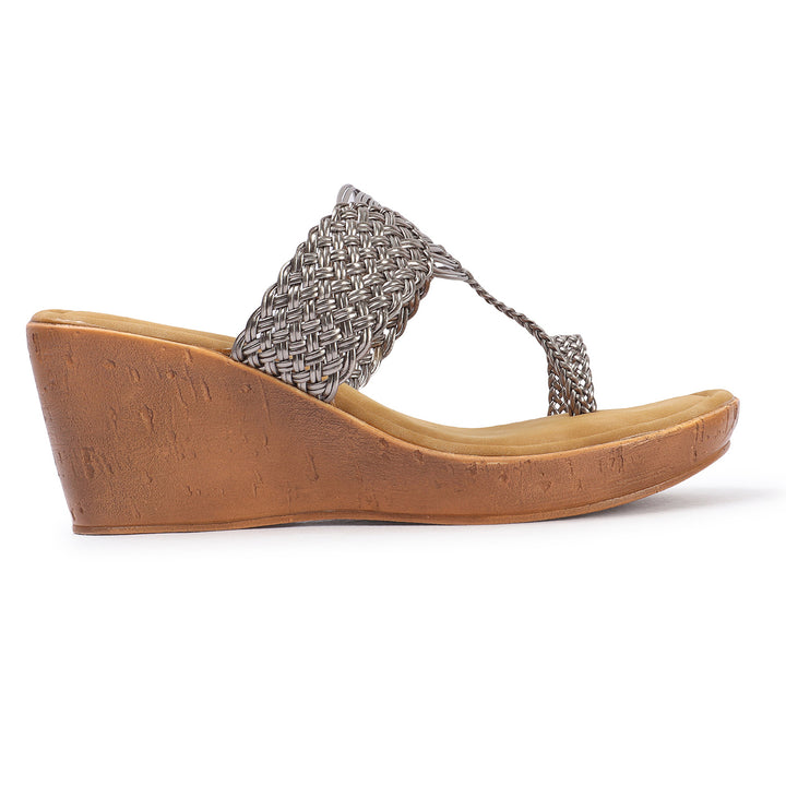 Kohlapuri Wedges