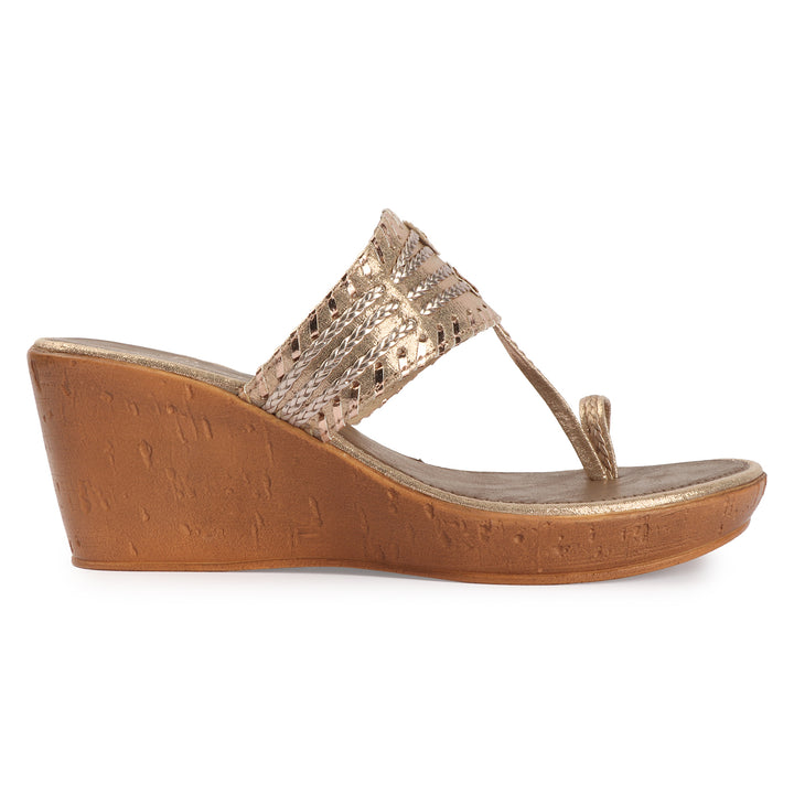Metallic Toe Loop Wedge Sandals