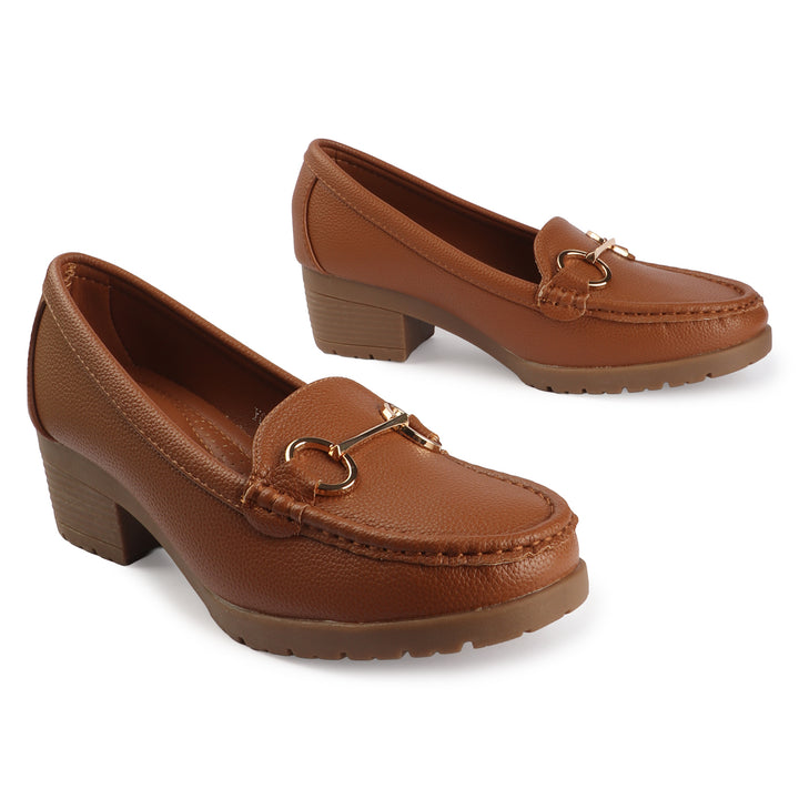 Elegant Loafers with Metal Accent