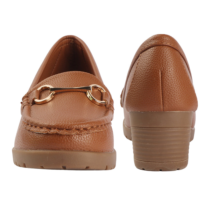 Elegant Loafers with Metal Accent